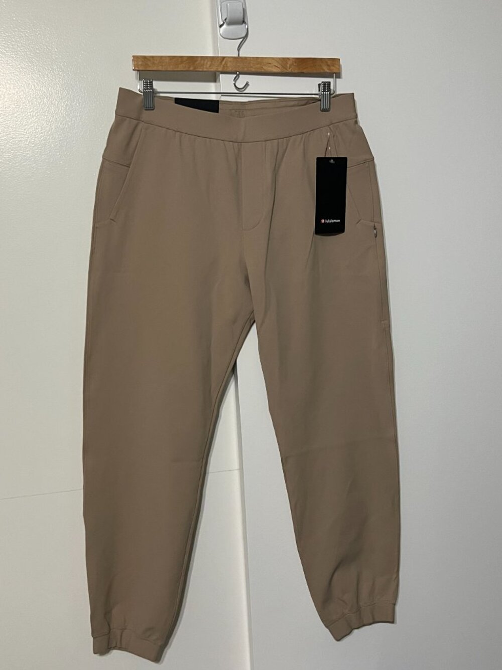 Lululemon Sojuorn Jogger - Men's L NWT